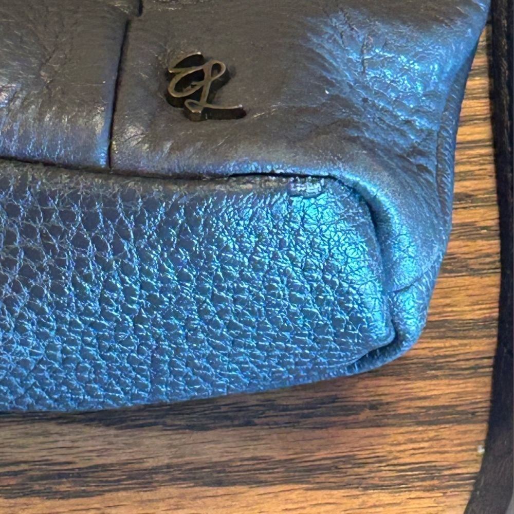 Elliott Lucca Grey Supple Leather Crossbody Bag Outside Pockets Zip Closure - Picture 15 of 15
